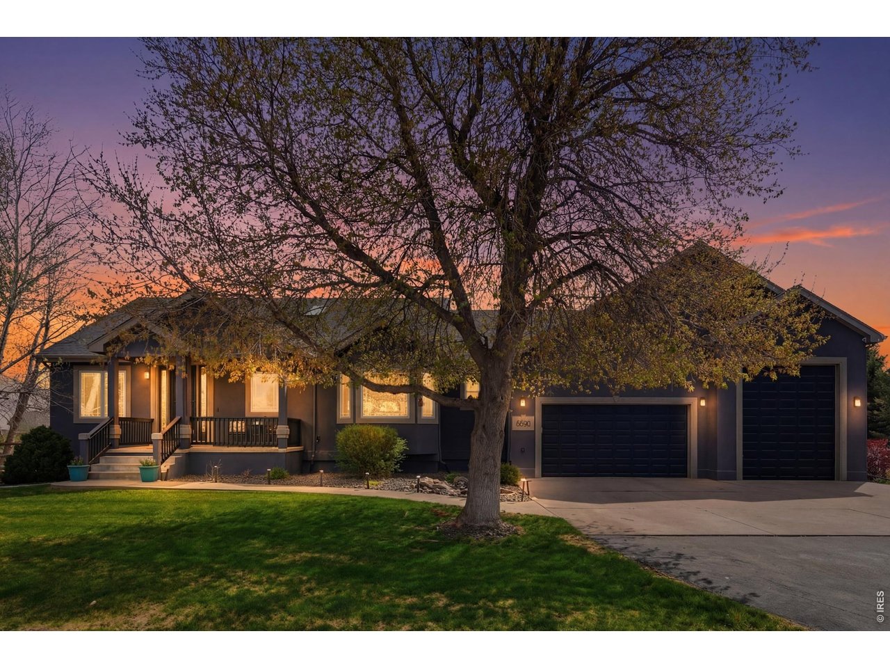 8890 Longs Peak Cir