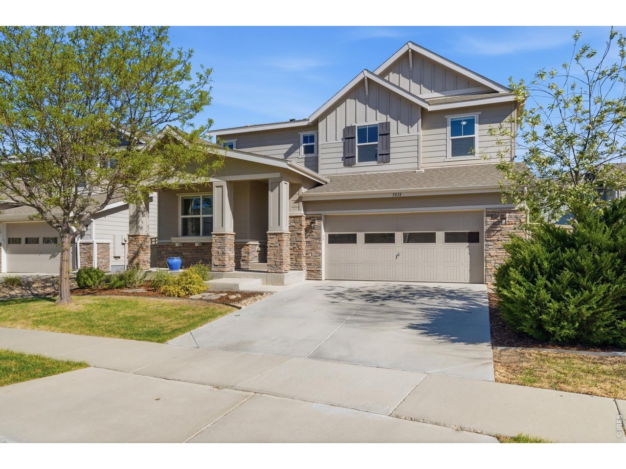 5814 Northern Lights Dr