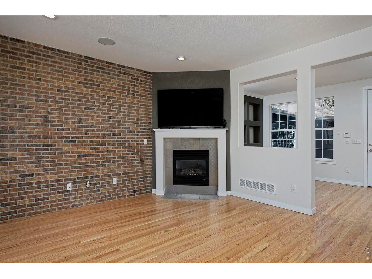262 Casper Dr