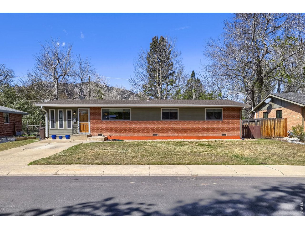 125 S 33rd St