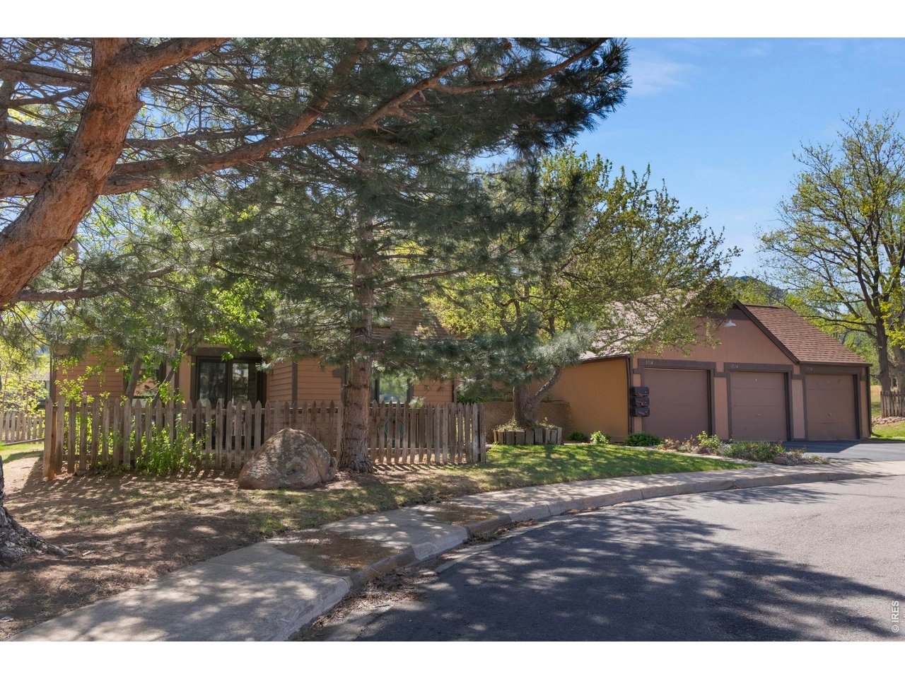 3734 Telluride Cir