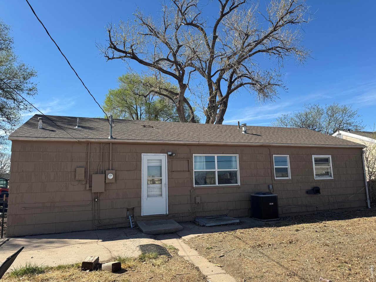 339 Valley Dr