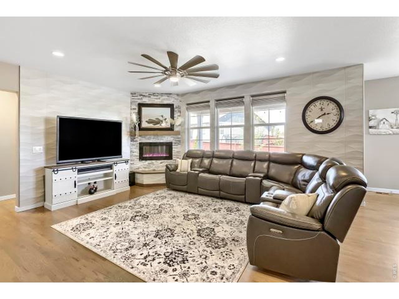 2169 Day Spring Dr
