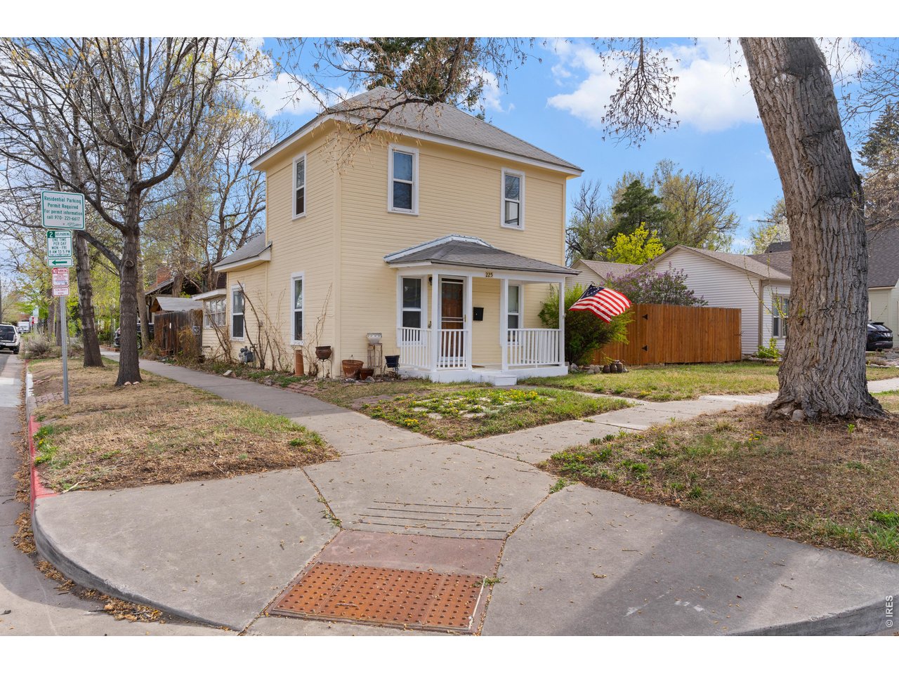 225 Edwards St