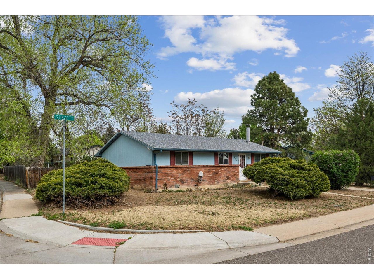 503 Sunset Dr