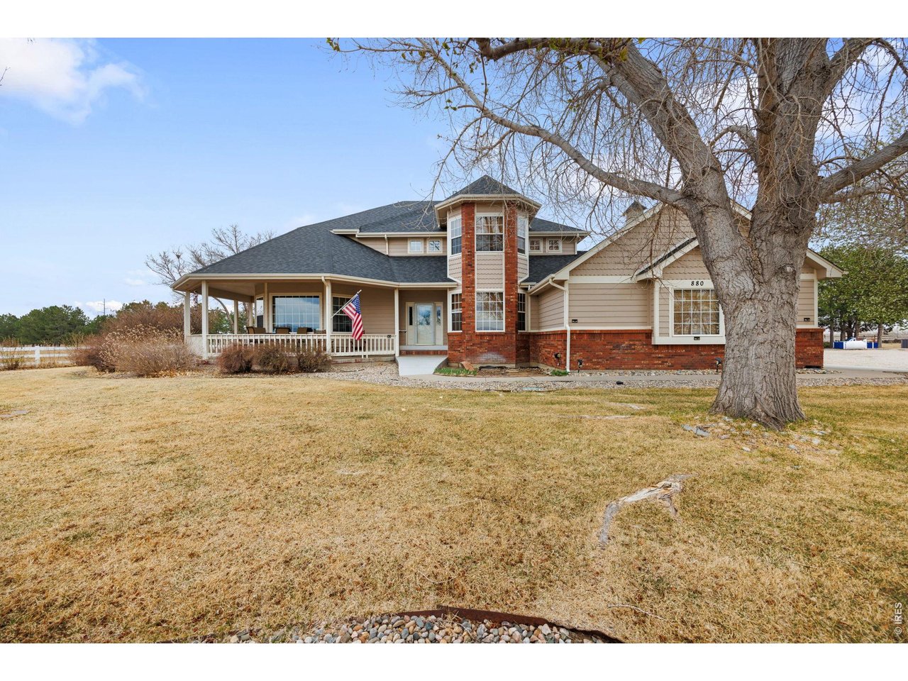 880 E Highway 56