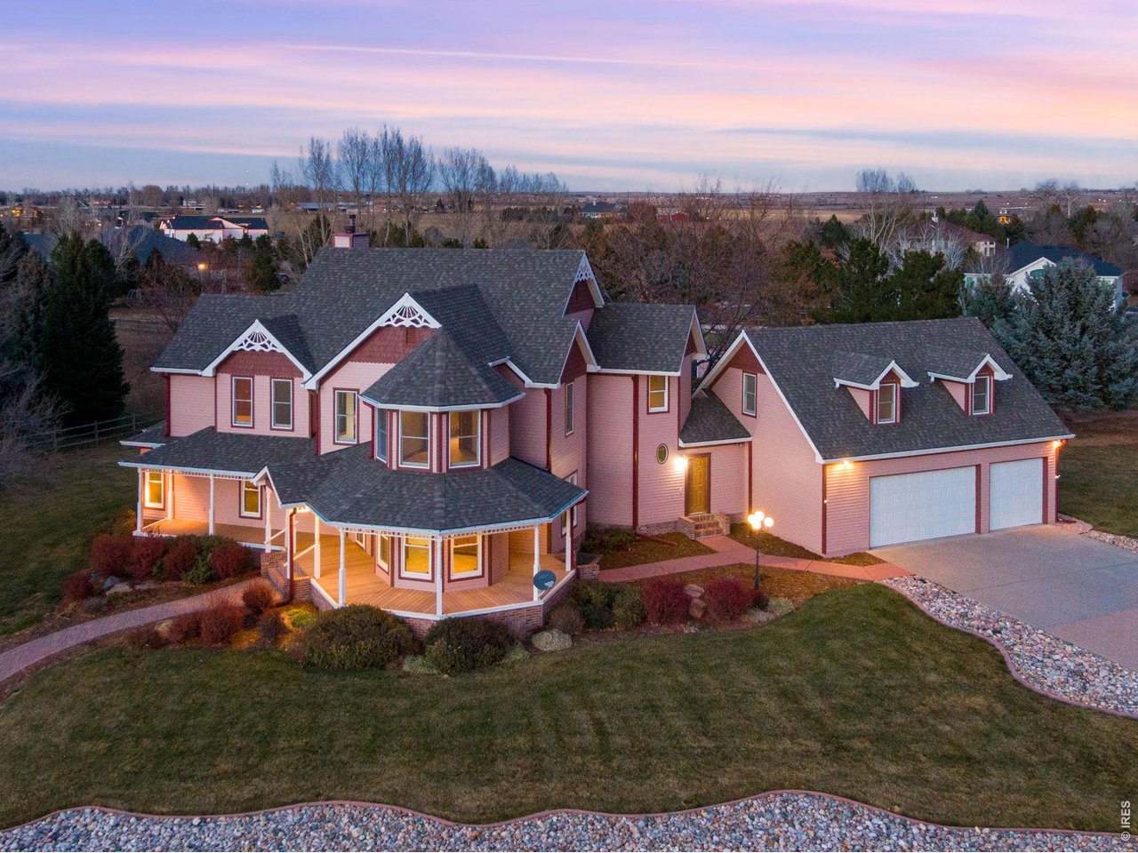 530 Linden View Dr