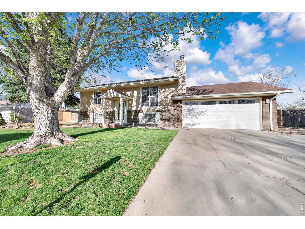 416 Elm St