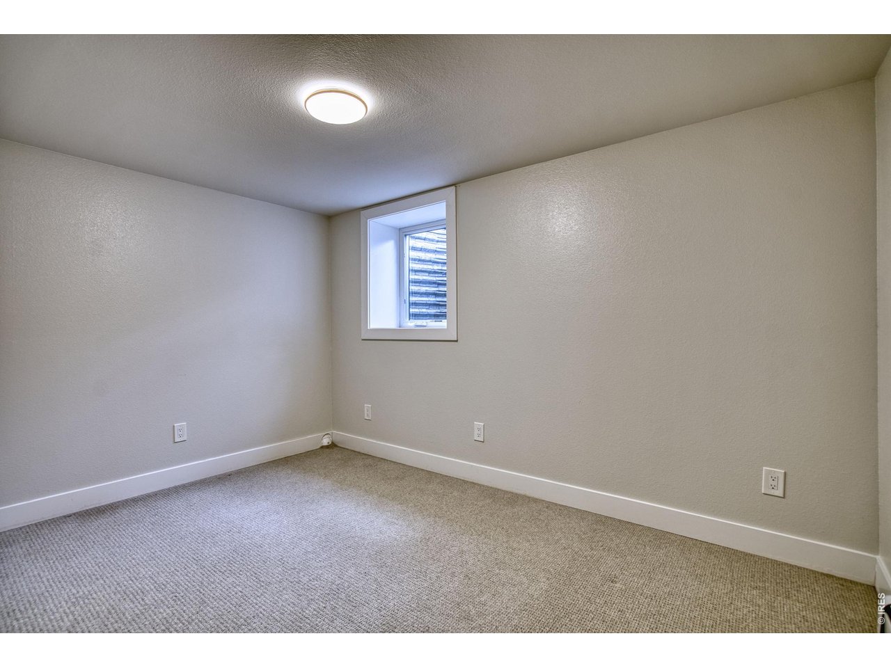 375 Bates Ave