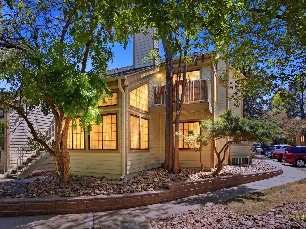 4837 White Rock Cir
