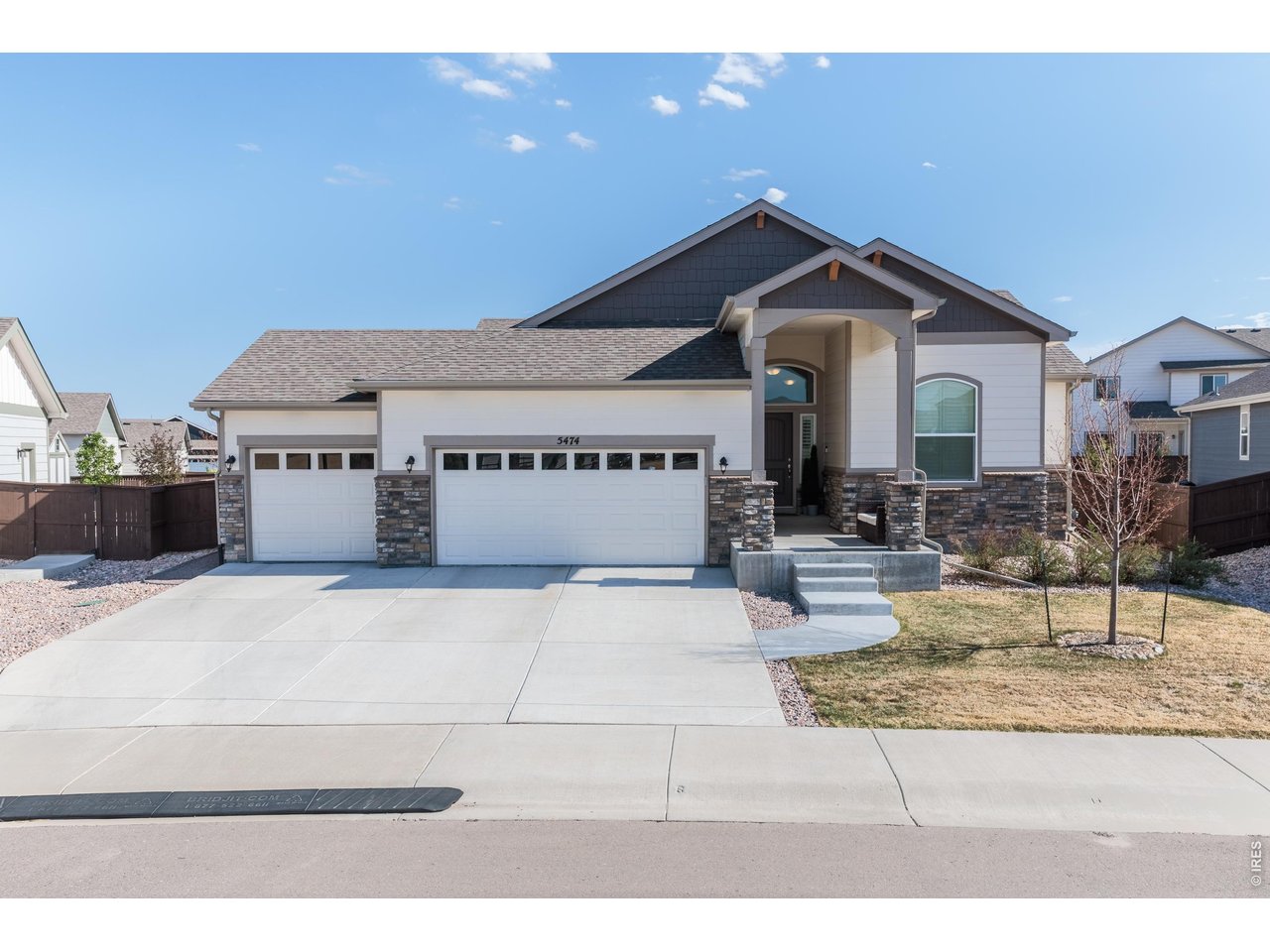 5474 Ault Dr