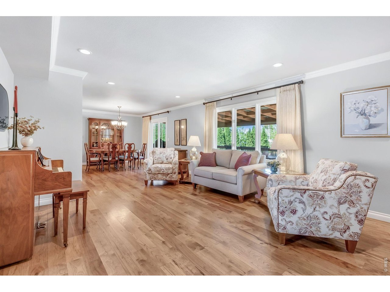 716 Dellwood Dr