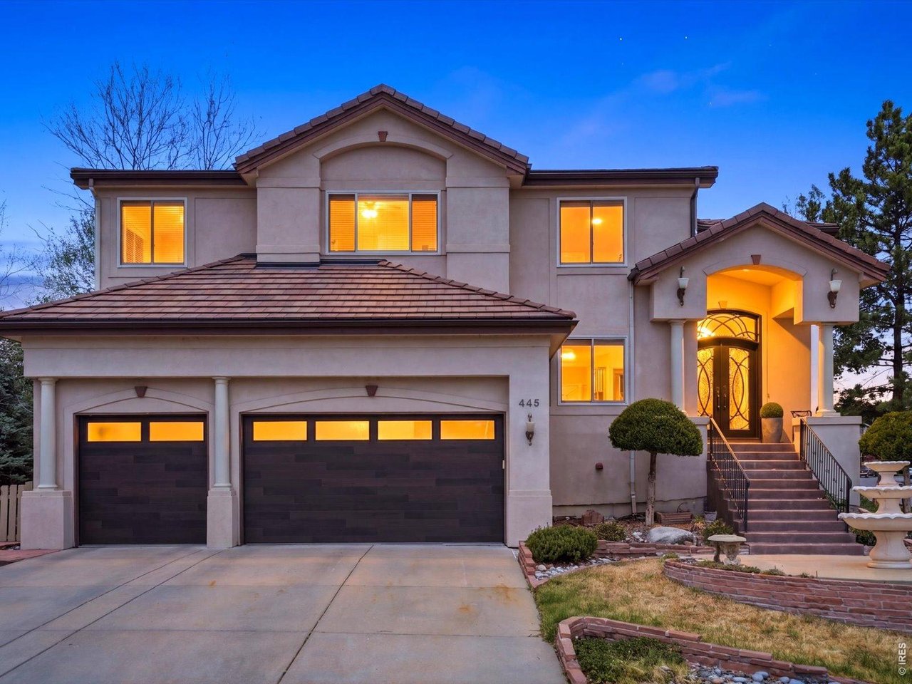 445 Edison Pl
