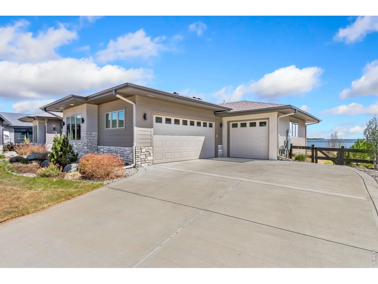 6335 Wildview Ln
