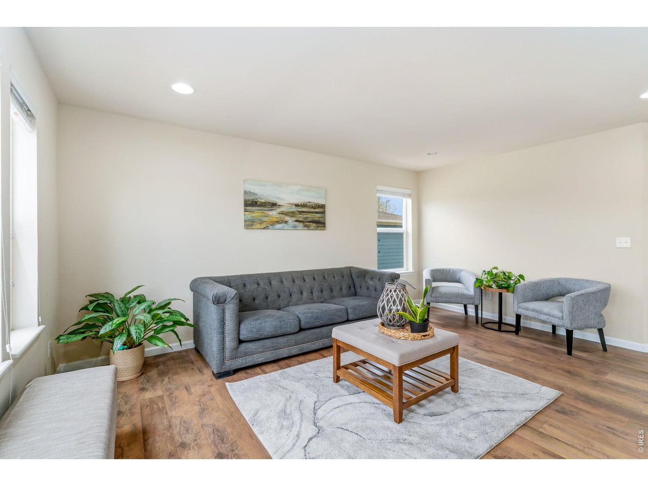 1645 Dorothy Cir