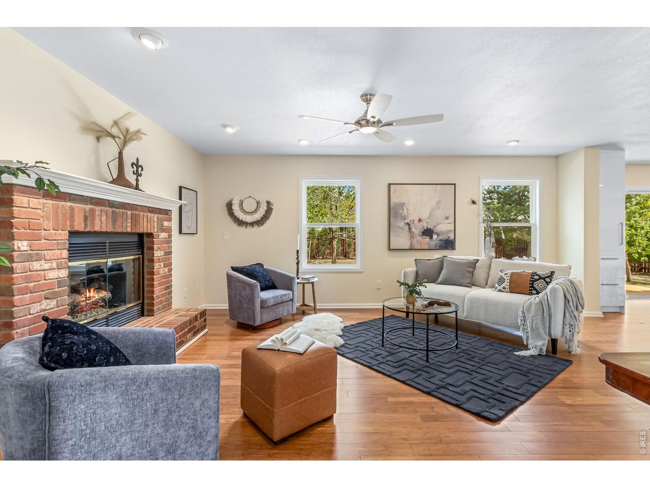 1124 White Oak Ct