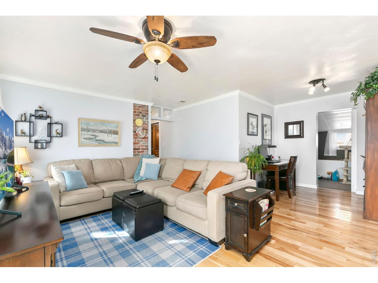 103 W Main Ave