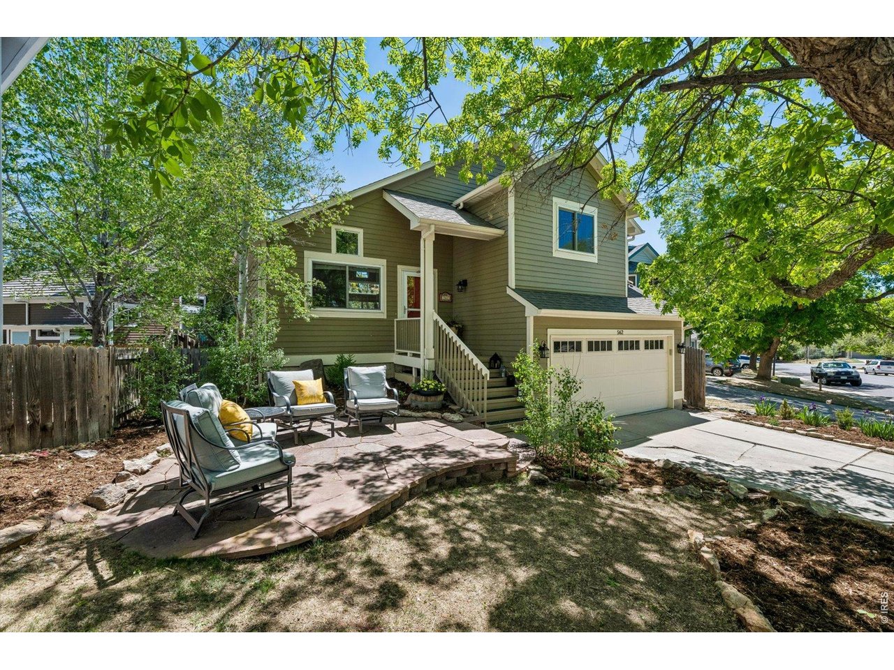 562 Spruce Cir
