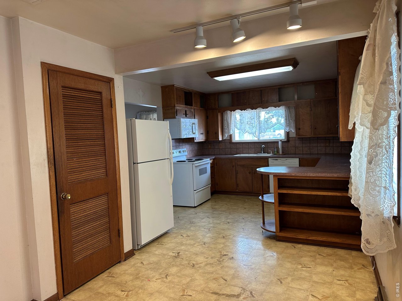 9735 County Road 7
