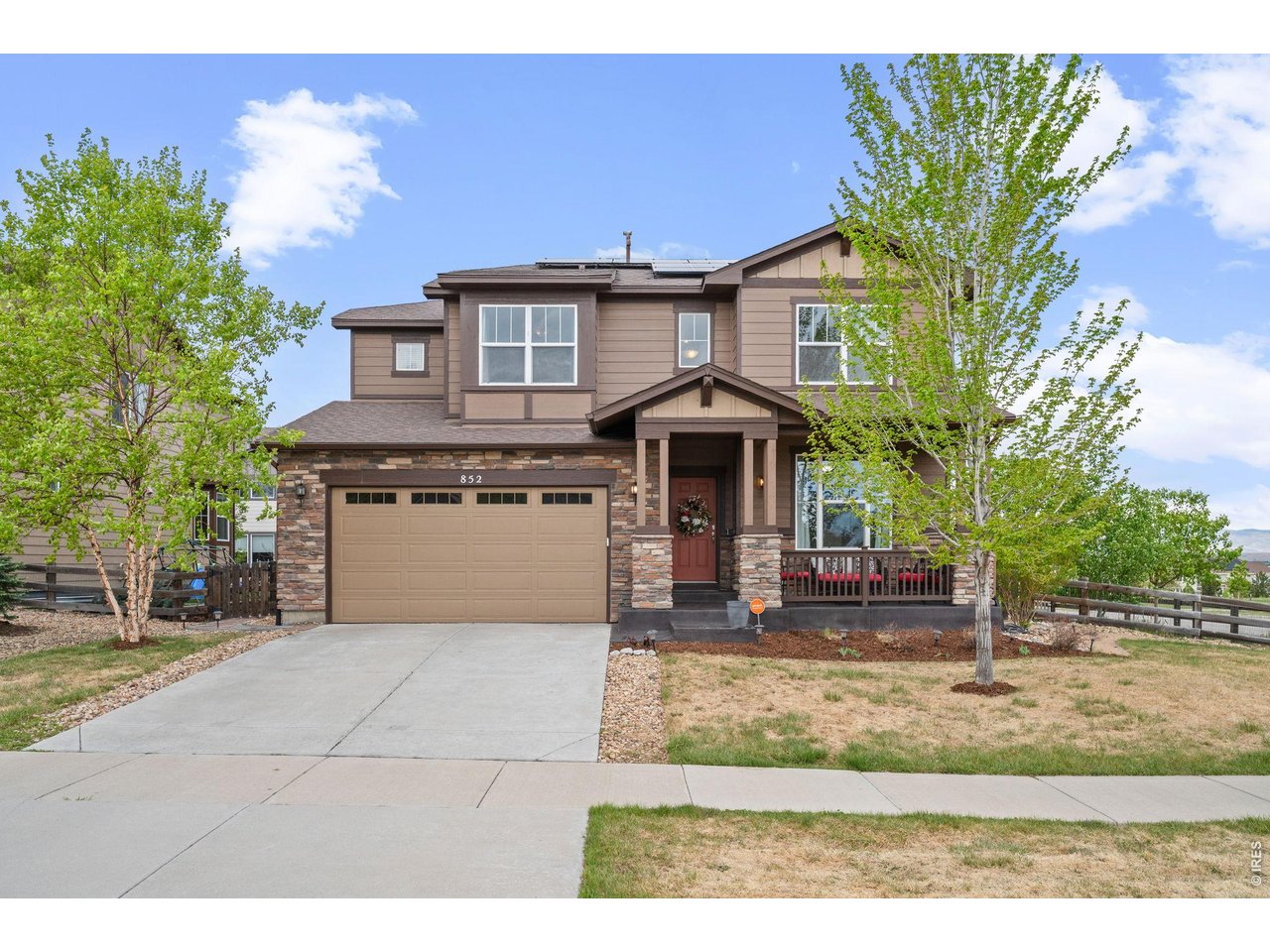 852 Laramie Ln