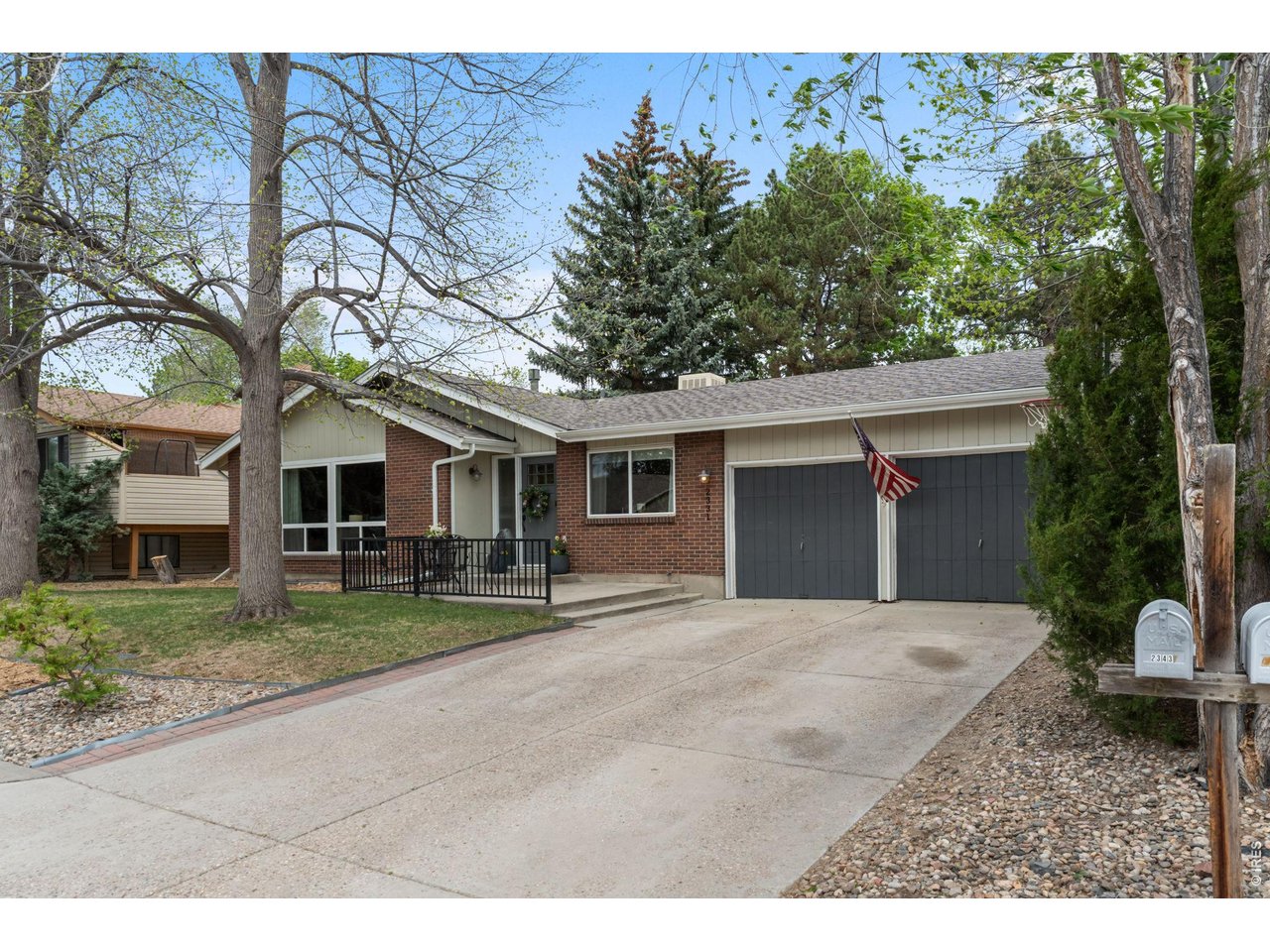 2331 Fleming Dr