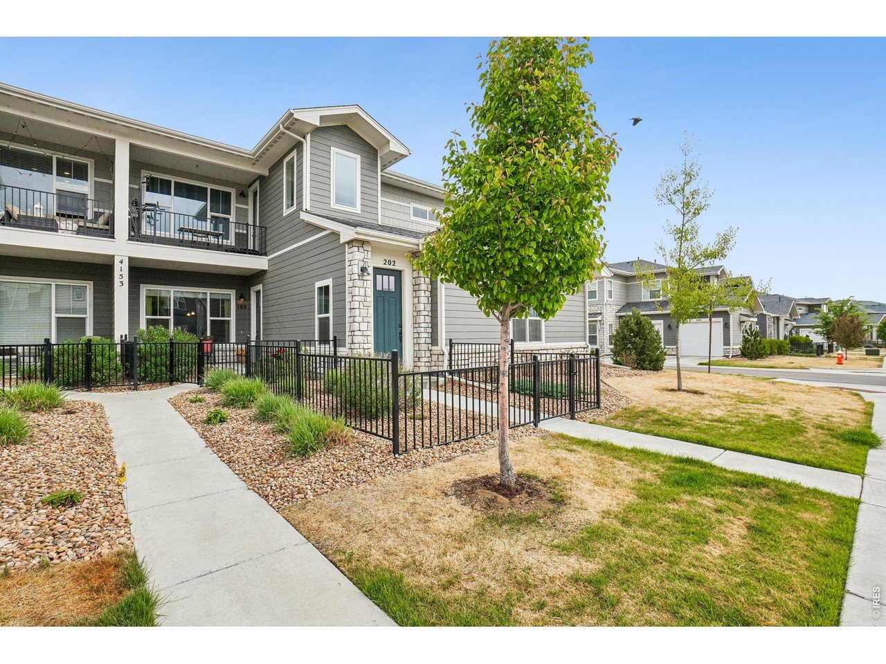 4153 N Park Dr