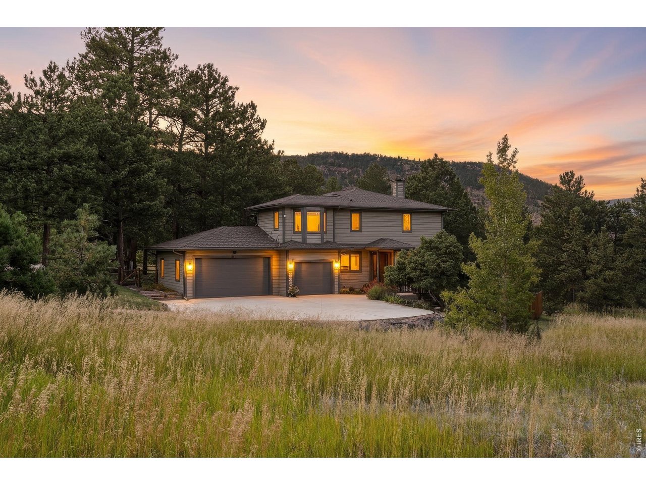 234 Deer Ln