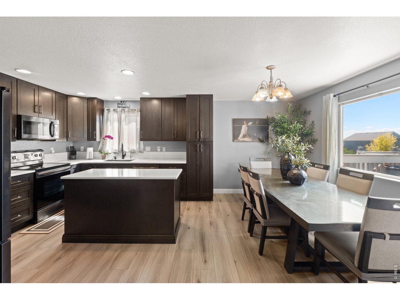 4306 W 30th St Rd