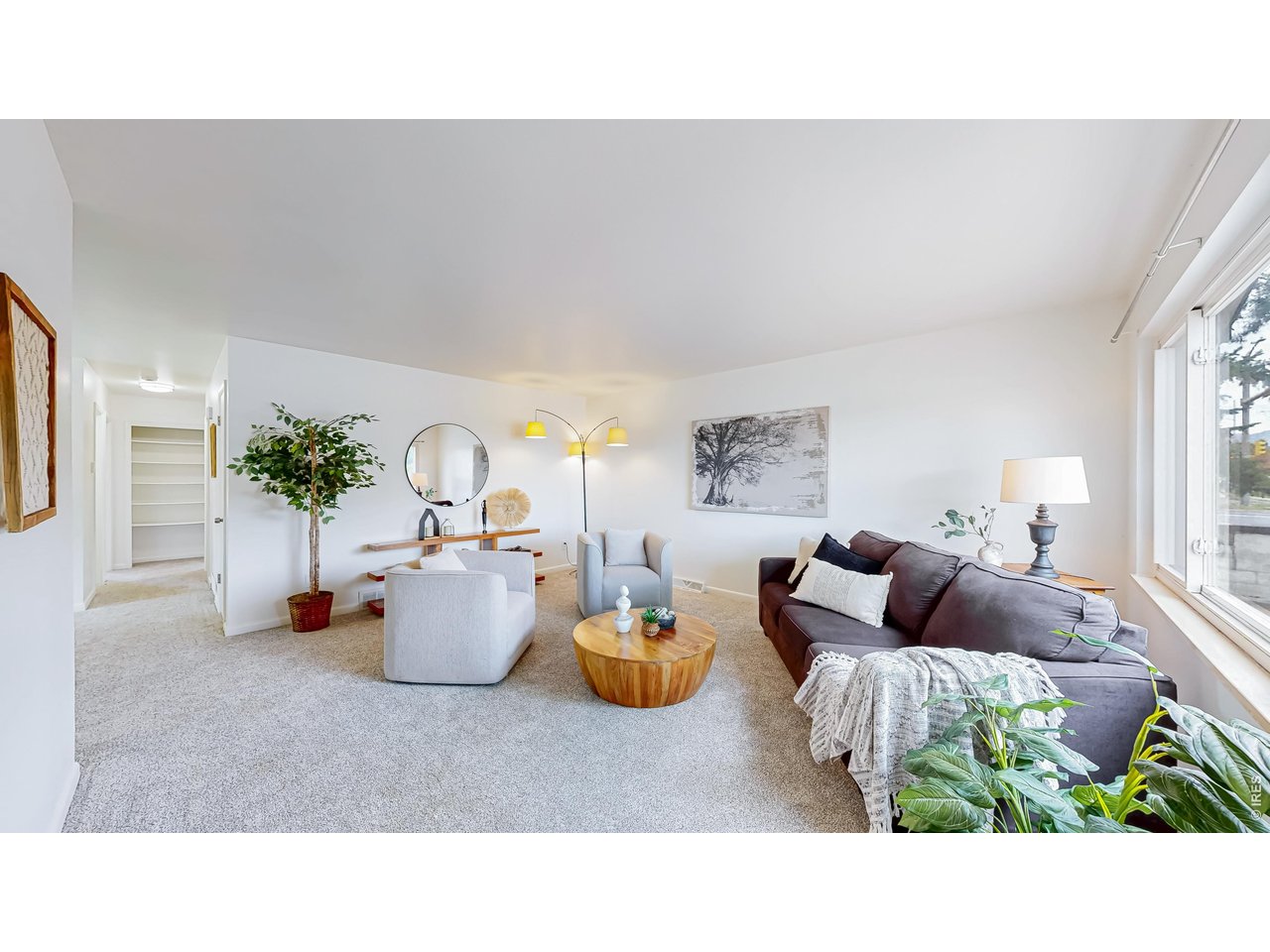 521 W Drake Rd