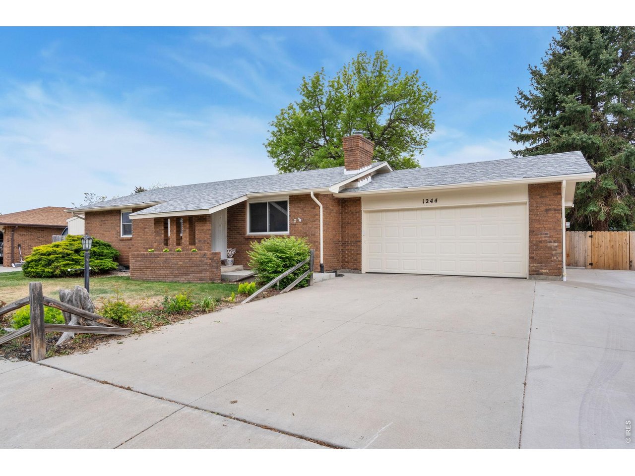 1244 Tupelo Dr