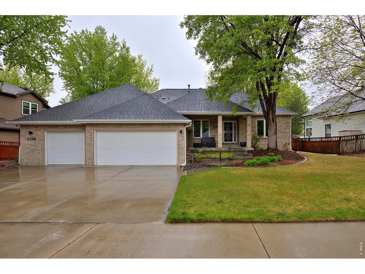2238 Bluebird Dr