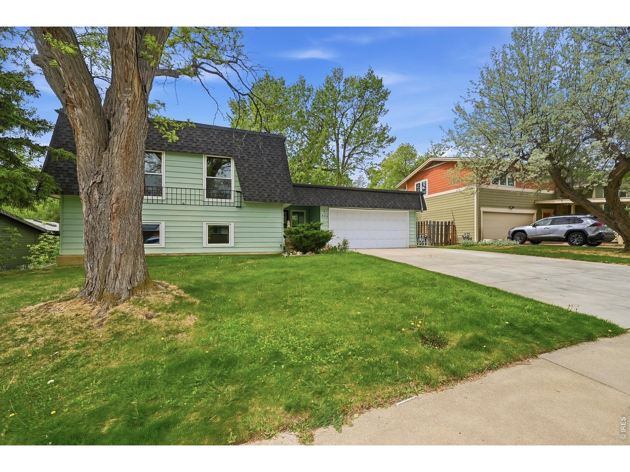 835 Hartford Dr