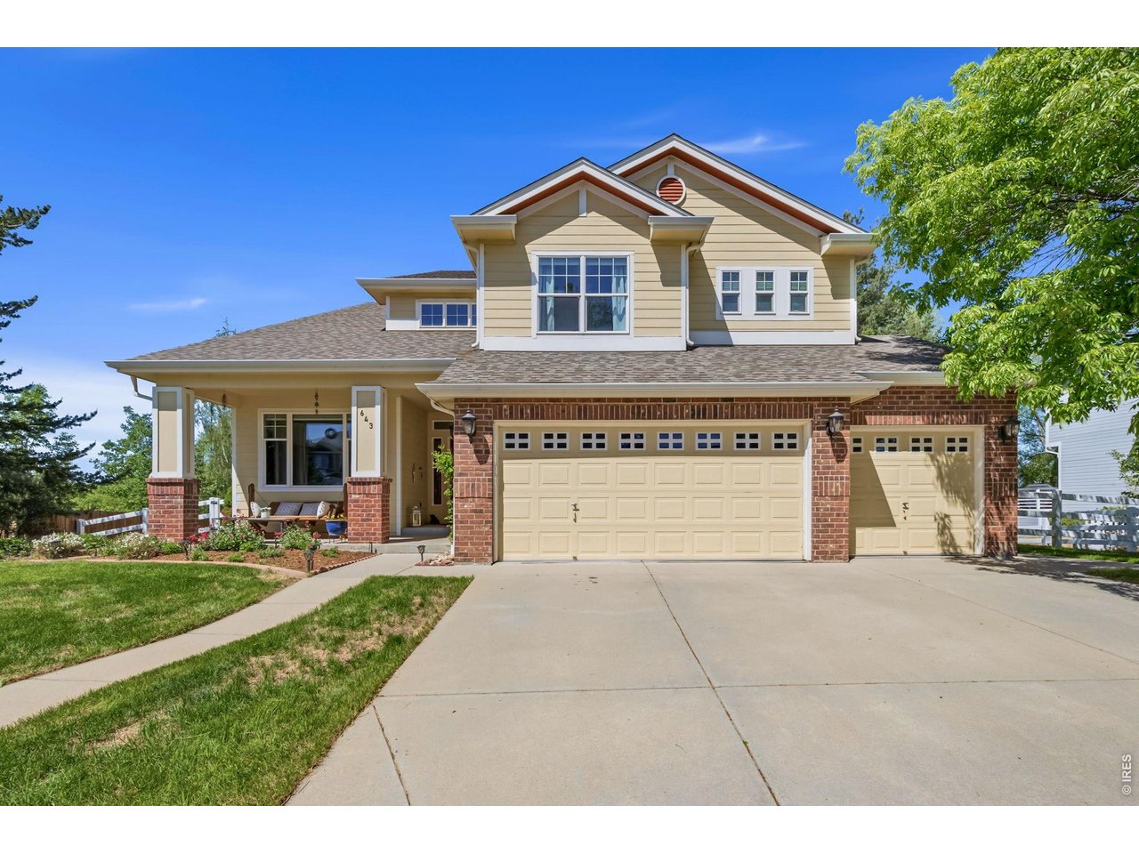 643 Teal Cir
