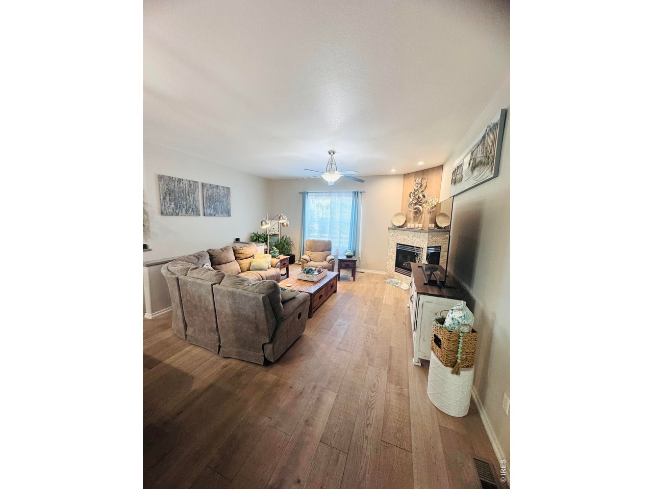 8008 Sunrise Cir