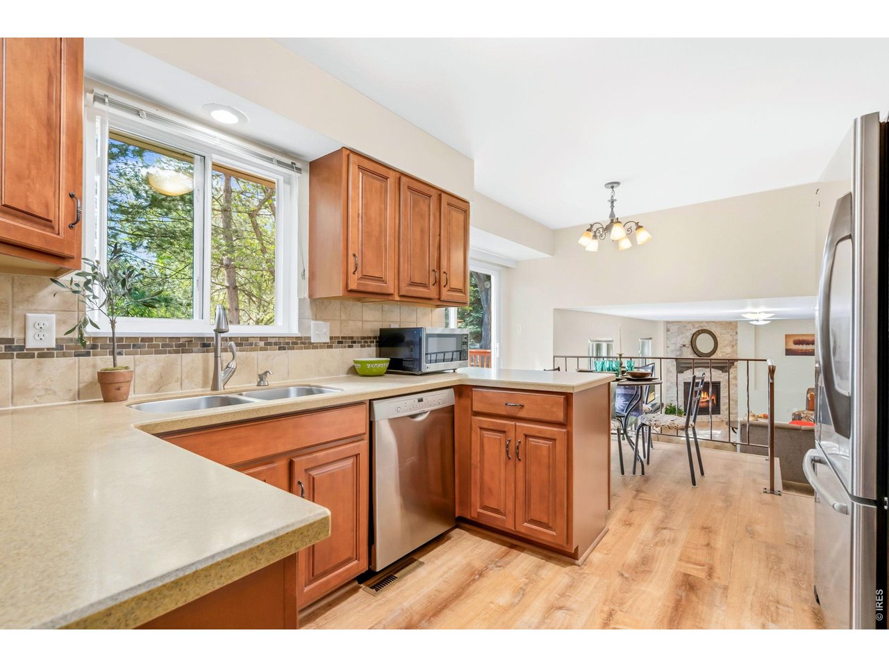 2813 Dundee Ct