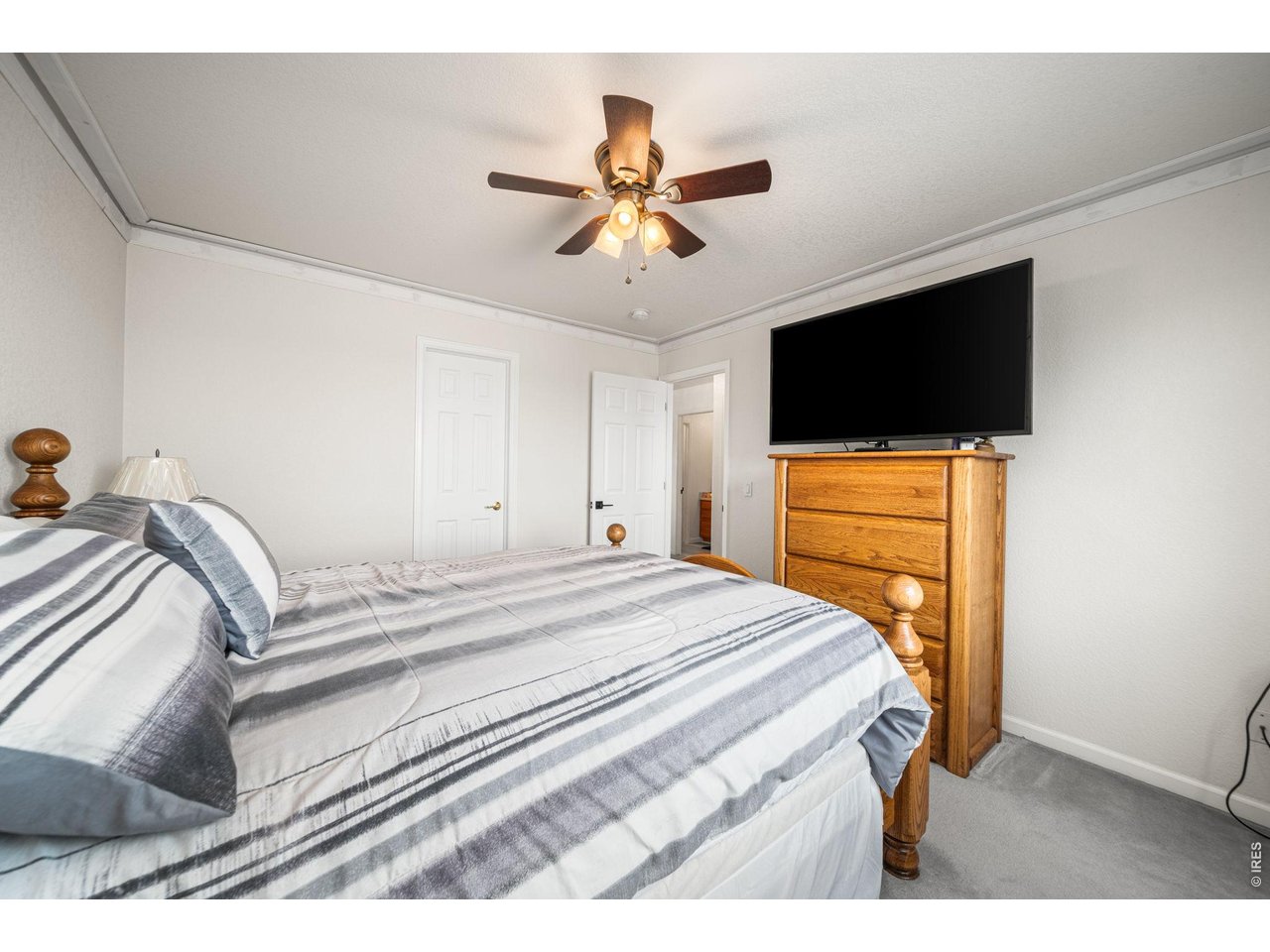 16645 Tree Haven St