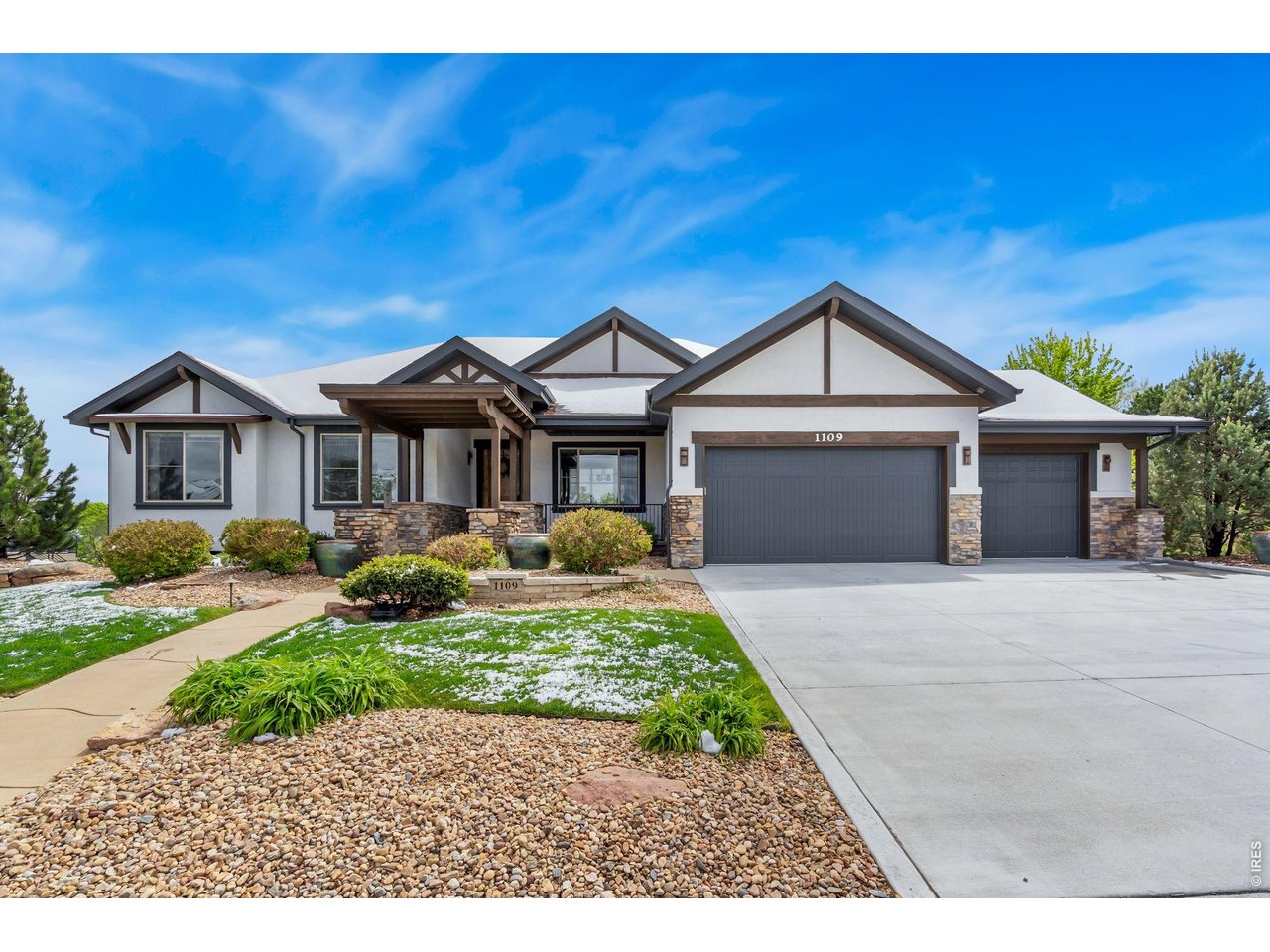 1109 Honholtz Dr
