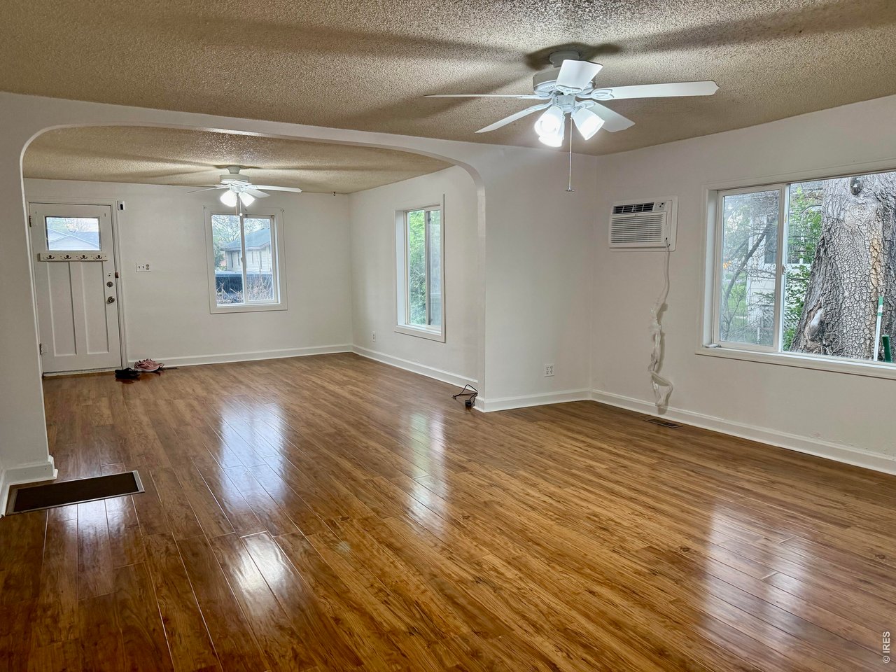 213 N Logan Ave