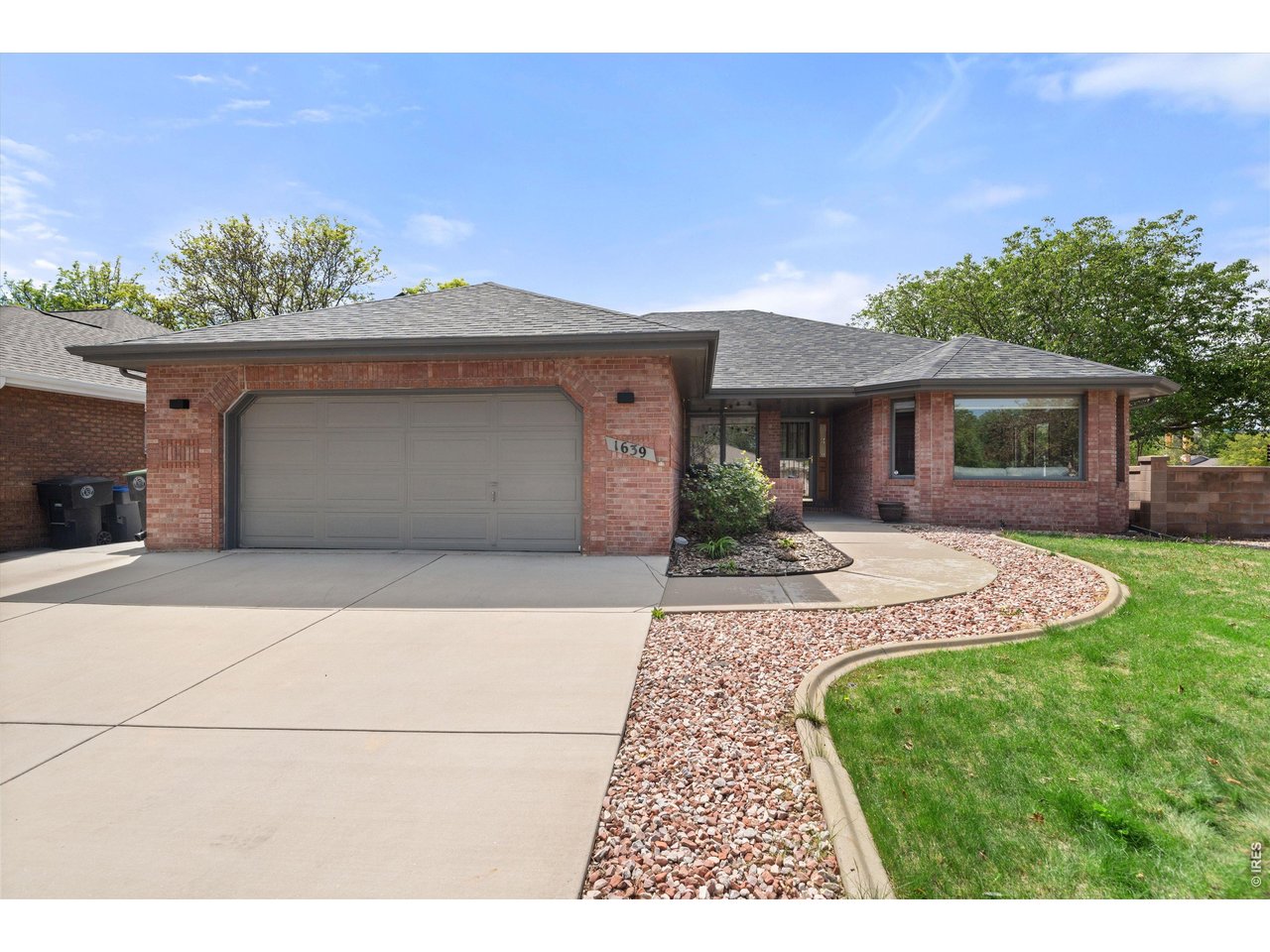 1639 Francis Way