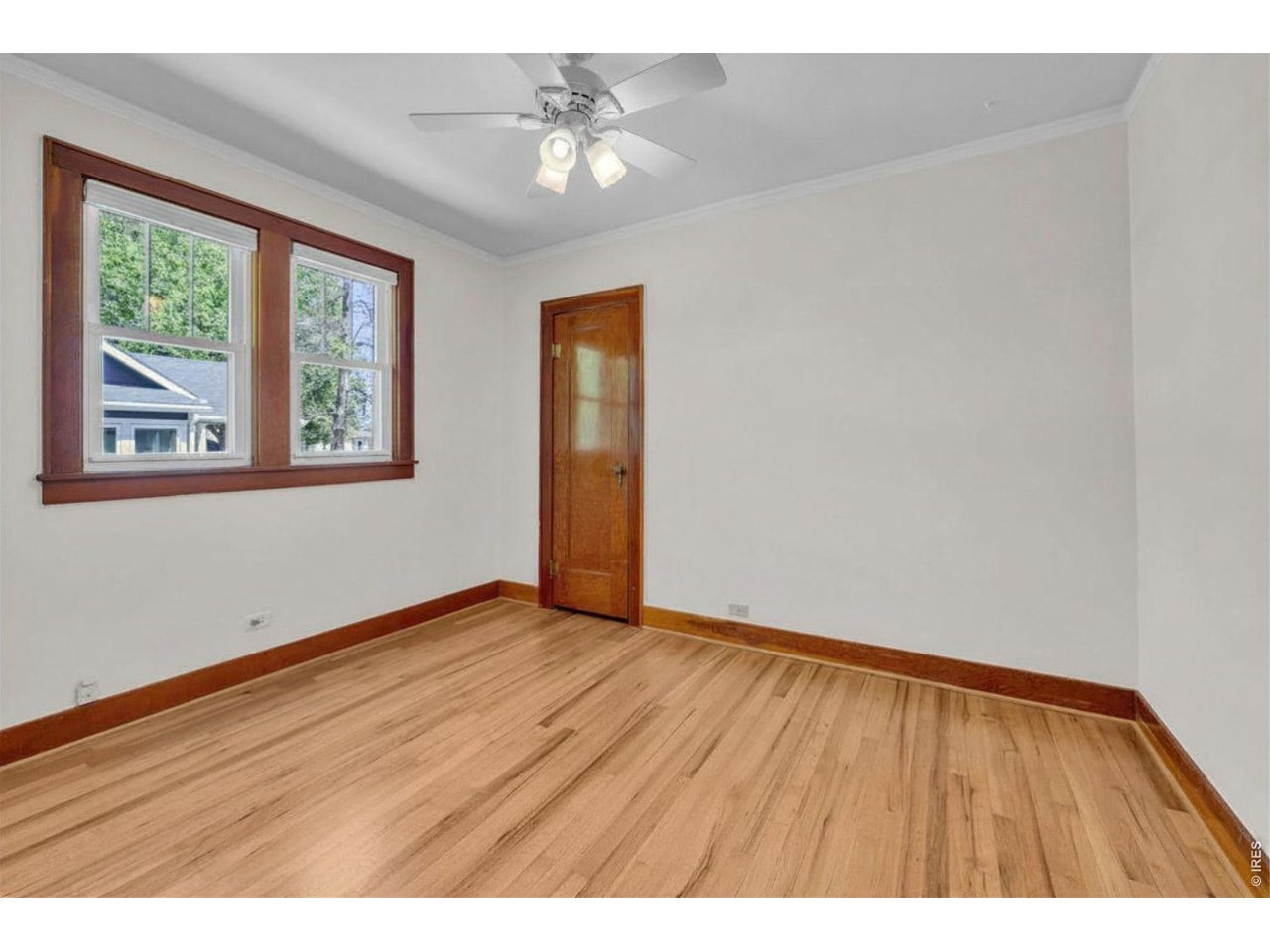 1101 Main St