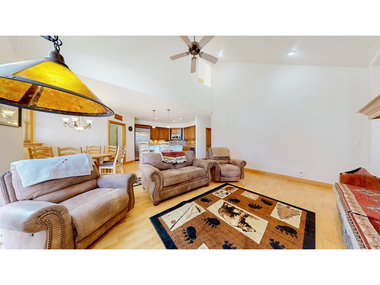 326 Juniper Ct