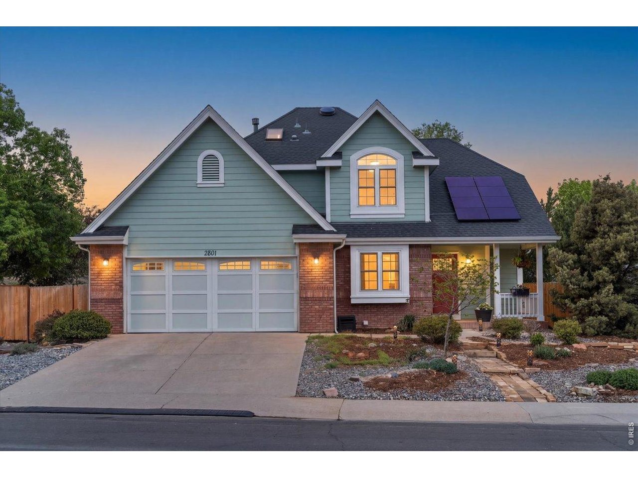 2801 Blue Leaf Dr