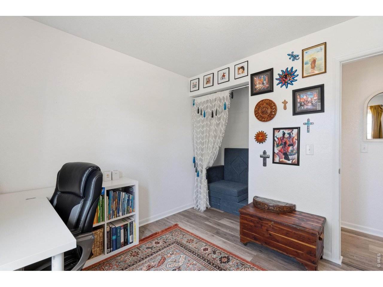 4181 La Veta Dr
