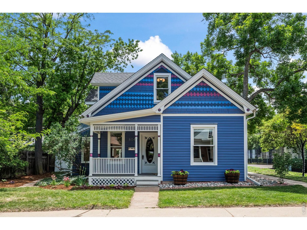 804 Dewey Ave