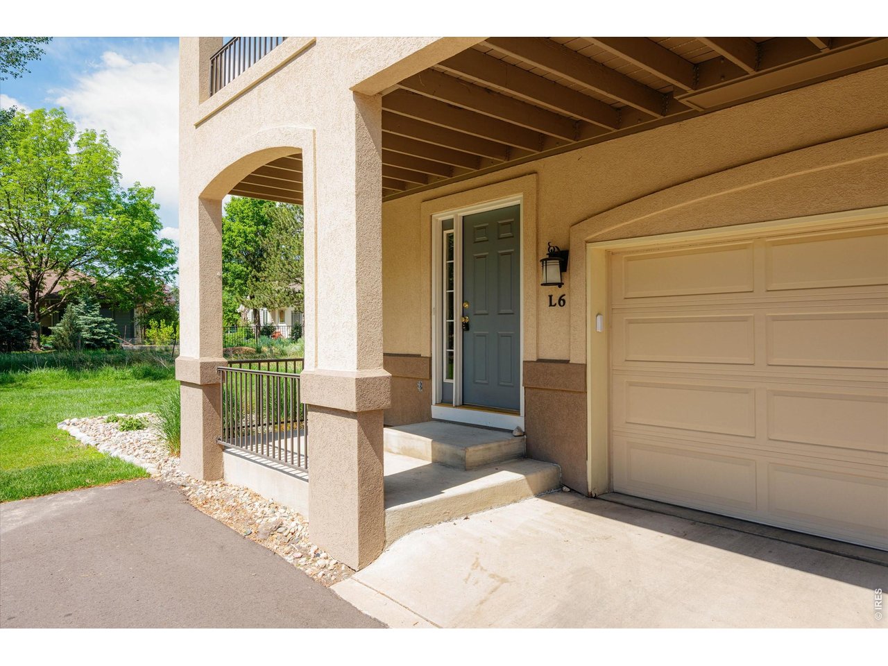 5151 Boardwalk Dr