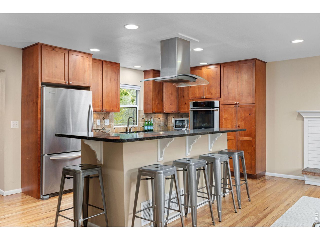 170 S 42nd St