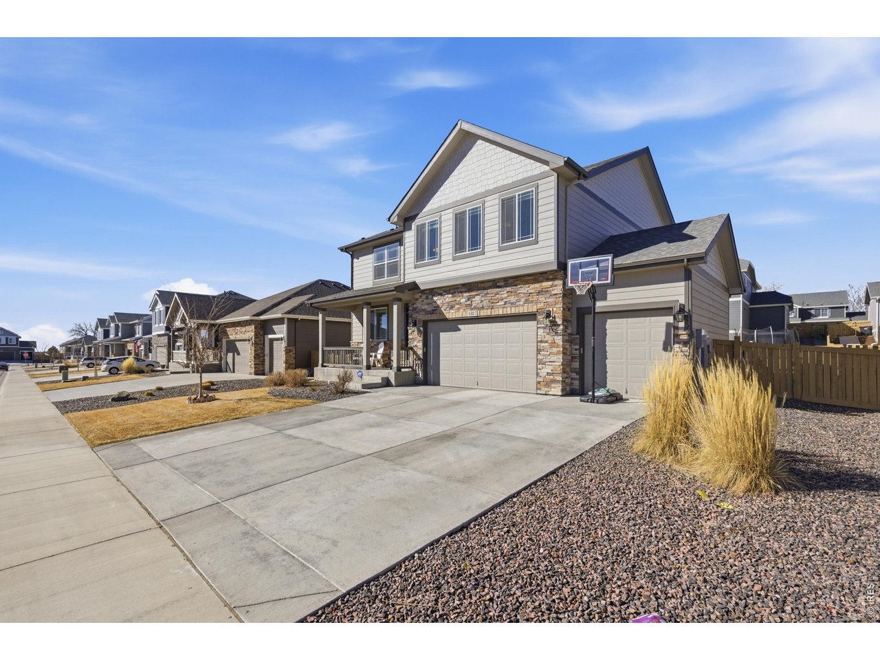 6807 Gateway Crossing St