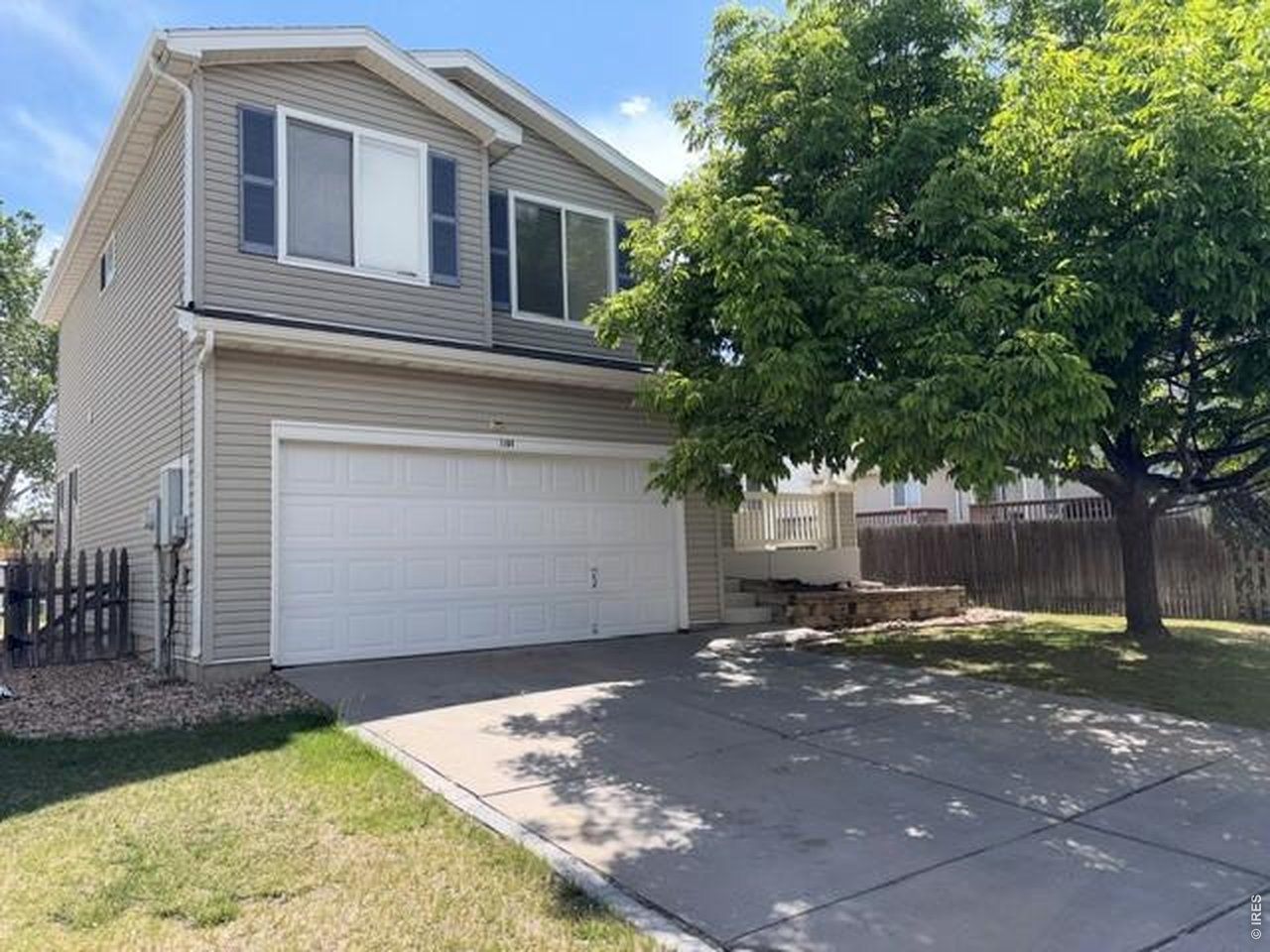 1104 Fall River Cir