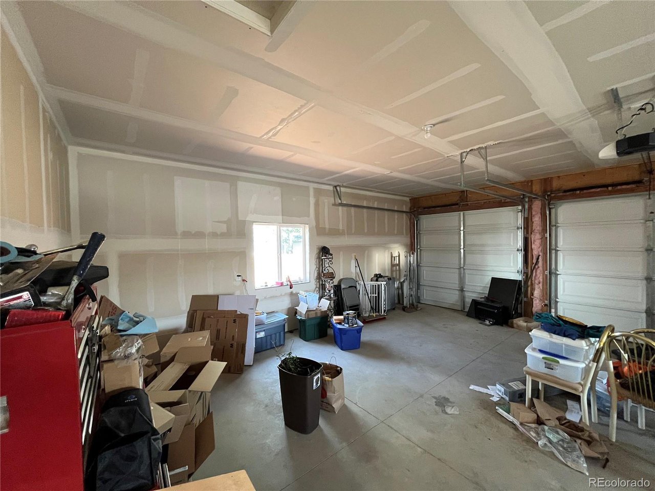 368 C Ave