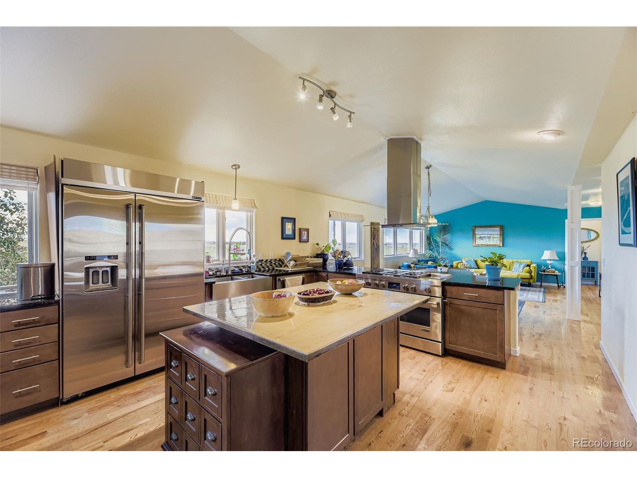 5228 Richards Ct